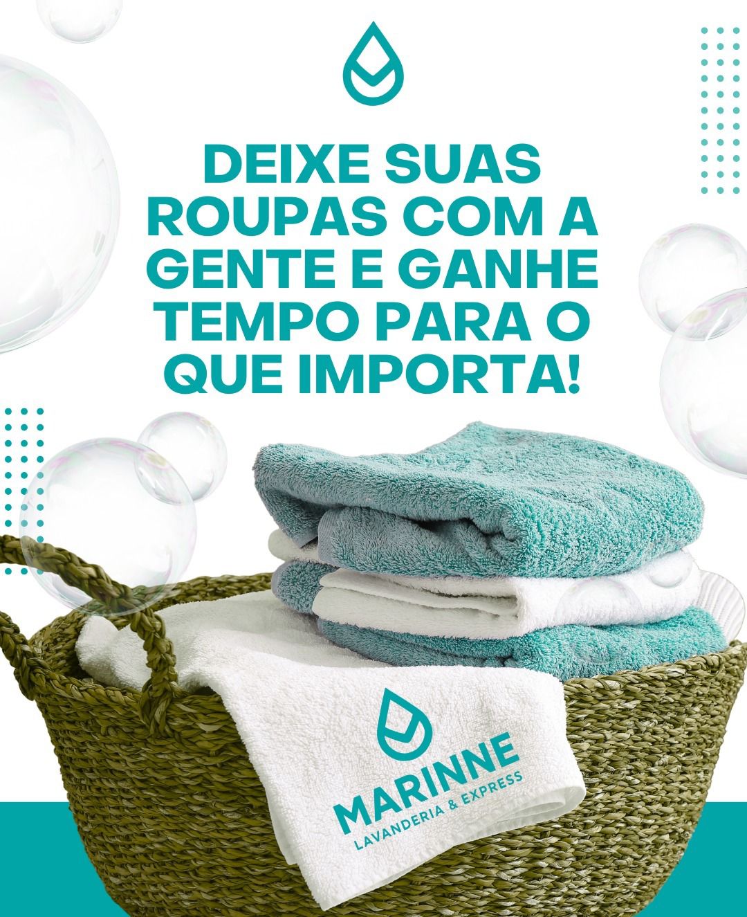 Cesto com roupas e toalha Marinne